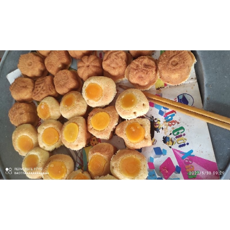 Bông lan trứng muối 10 cái