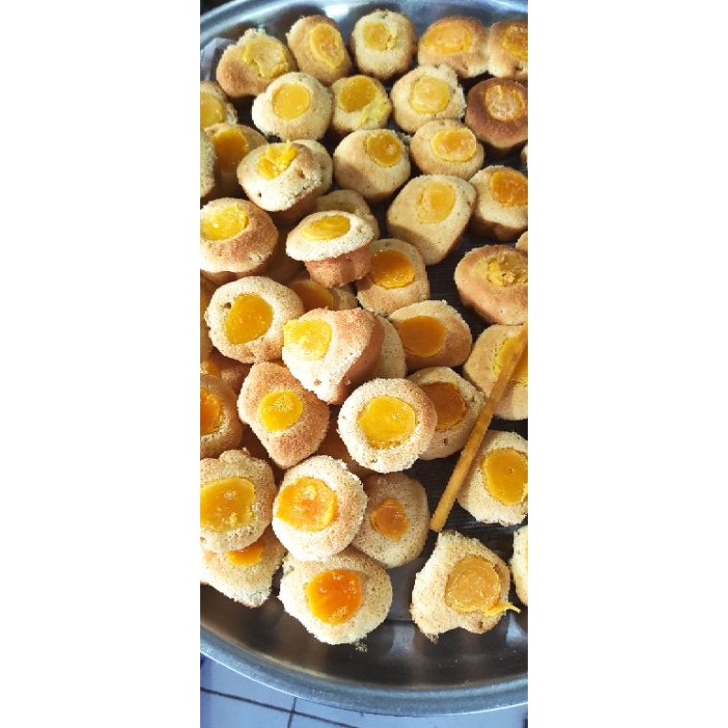 Bông lan trứng muối 10 cái