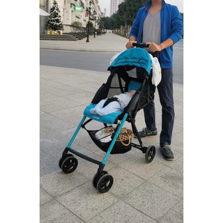 Xe đẩy Combi F2 Plus