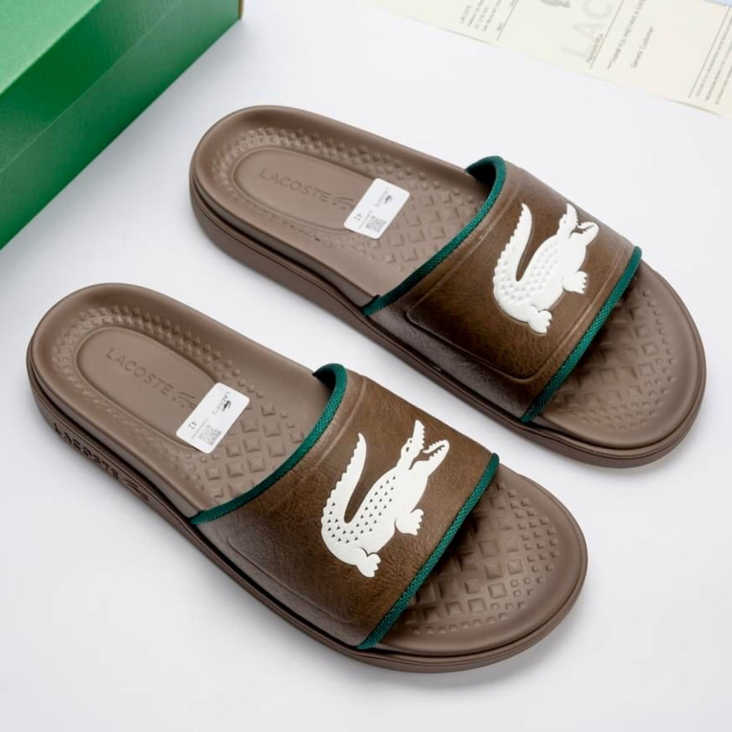 Dép nam Lacoste, Dép quai ngang sang trọng. nhiều màu sắc nổi bật dễ phối đồ. Đế cao su êm, mềm. Form Dáng thể thao,