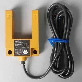 Cảm biến sensor U omron E3S-GS3E4 vỏ nhựa TBD149