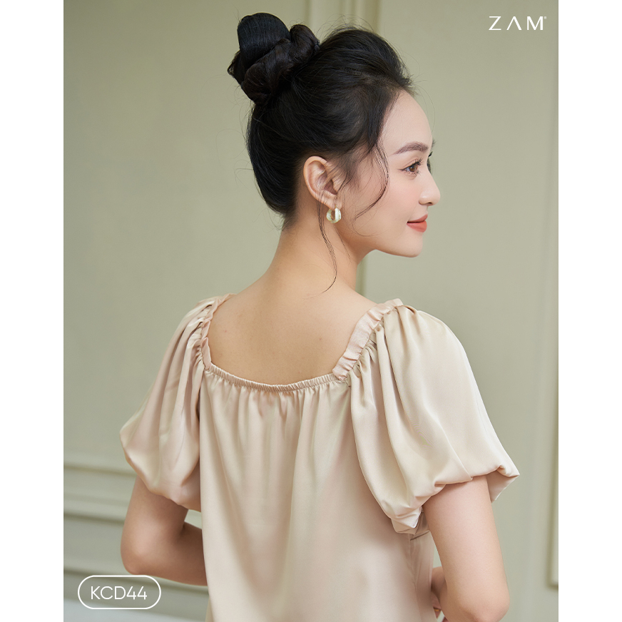 Bộ ngủ satin ZAM - KCD4 - Áo ngắn tay quần dài không cổ