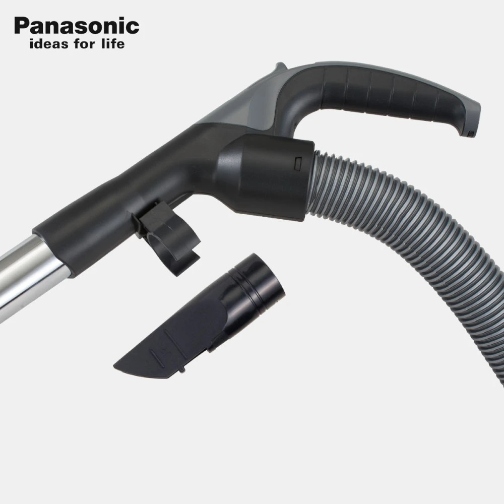 Máy hút bụi không túi MC-CL605KN49  Panasonic 2000W chính hãng bảo hành 12 tháng