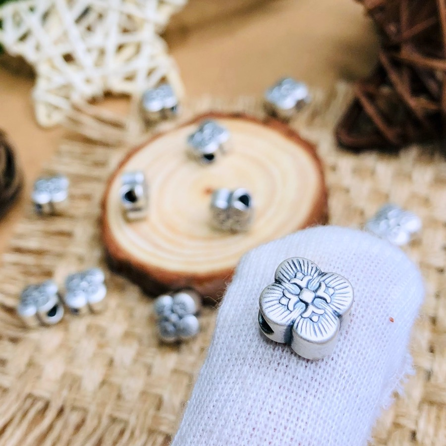 [Giá sỉ] Charm bạc hoa mai 4 cánh may mắn (3D0004)