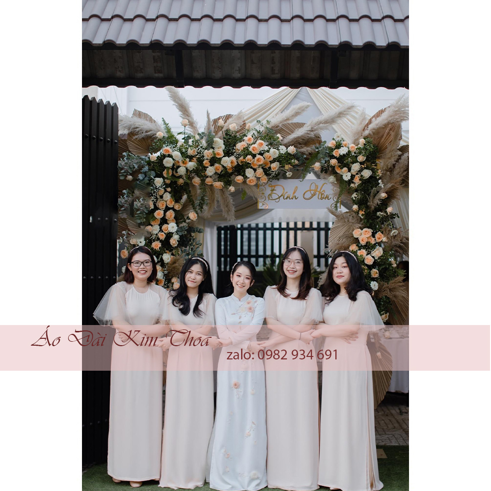 Áo Dài Cưới Hỏi Cô Dâu Màu Trắng Hoa Thủ Công ACD05