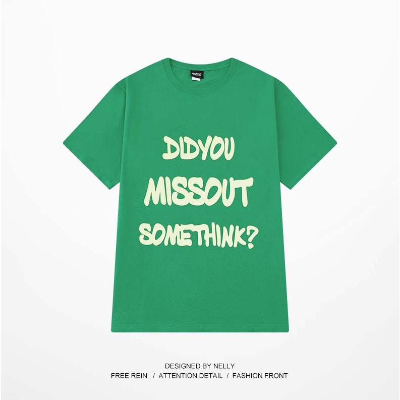 Áo thun Nelly ngắn tay in hình "MISS OUT" áo phông