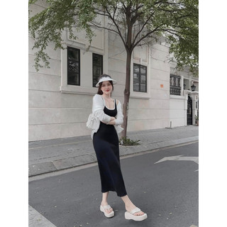 Váy zip cổ U pha viền