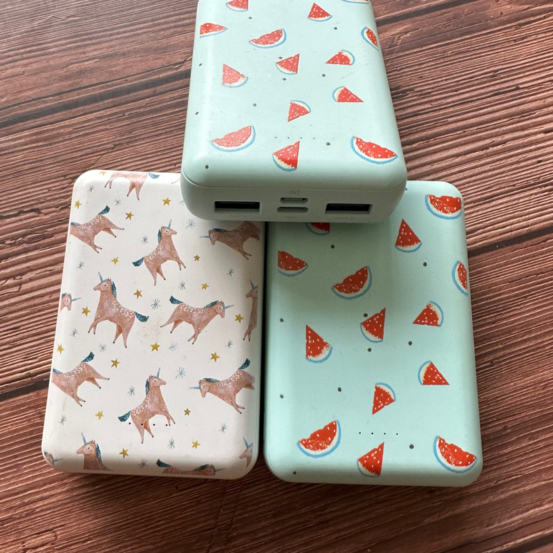 (Sale) Pin Dự Phòng Maoxin 10.000mAh Hàng Qua Sử Dụng Có Trầy Xước