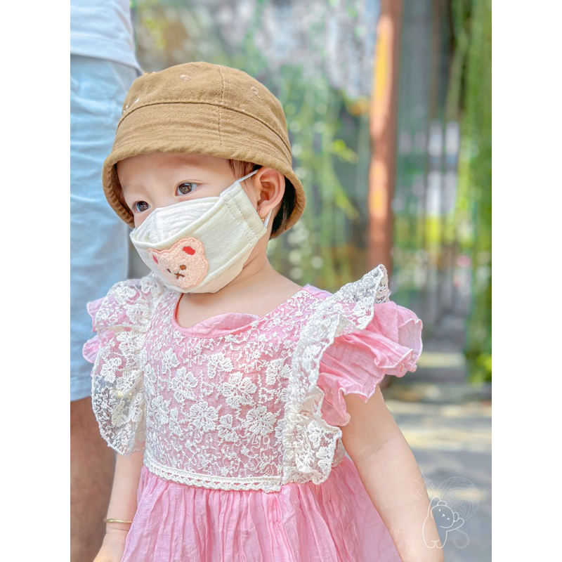 Khẩu trang muslin handmade hình gấu thêu cute chống nắng tái sử dụng nhiều lần an toàn cho bé