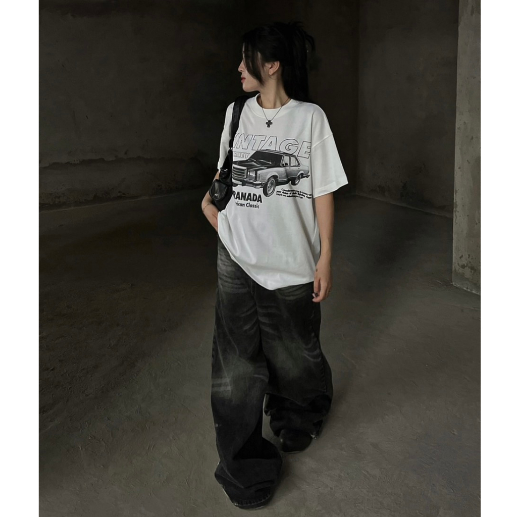 Áo thun Hidden Culture - VINTAGE CAR T-shirt - Form Boxy - White