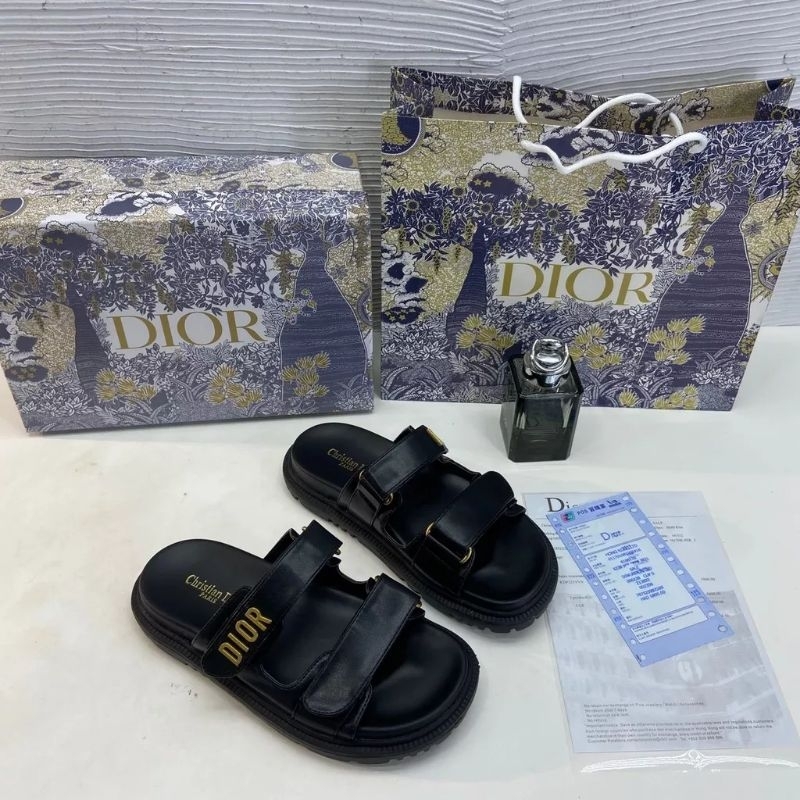 Dép nữ hai quai dán chữ D đế thấp Nguyên hộp hãng cao cấp