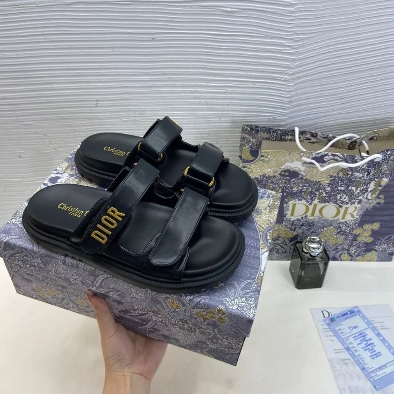 Dép nữ hai quai dán chữ D đế thấp Nguyên hộp hãng cao cấp