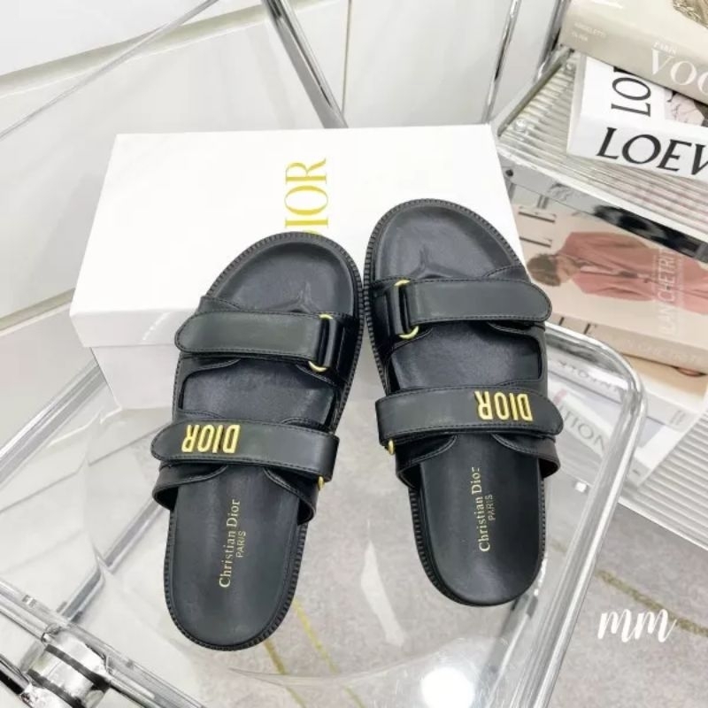 Dép nữ hai quai dán chữ D đế thấp Nguyên hộp hãng cao cấp