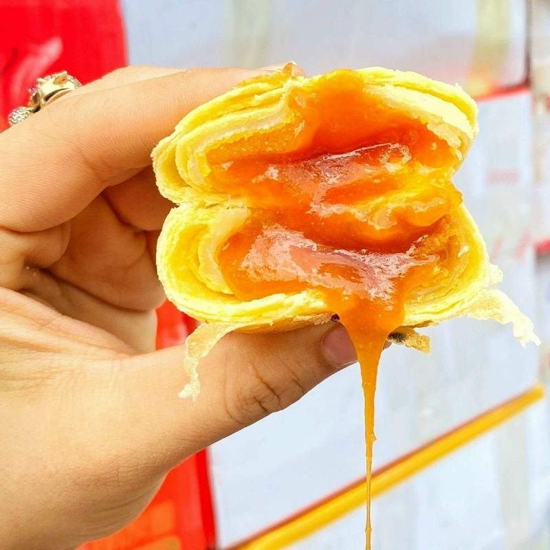 [1 Bánh] Bánh trứng chảy ngàn lớp tan chảy nhân trứng muối siêu ngon khó cưỡng ăn là ghiền | Ăn Vặt Jamay Food