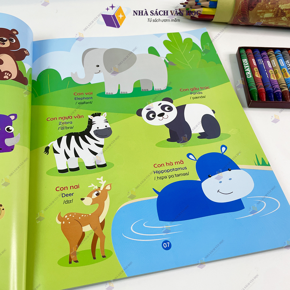 Sách - Bé Học Tiếng Anh Qua Hình Ảnh - 1000+ Từ Vựng Tiếng Anh Đầu Tiên Cho Bé - Quét Mã QR Nghe Đọc