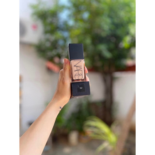 𝐊𝐞𝐦 𝐧𝐞̂̀𝐧 𝐍𝐚𝐫𝐬 𝐋𝐢𝐠𝐡𝐭 𝐑𝐞𝐟𝐥𝐞𝐜𝐭𝐢𝐧𝐠 𝐅𝐨𝐮𝐧𝐝𝐚𝐭𝐢𝐨𝐧  - 𝟑𝟎𝐦𝐥  ☀️𝐌𝐚𝐤𝐞 𝐮𝐩 𝐜𝐡𝐮𝐲𝐞̂𝐧 𝐧𝐠𝐡𝐢𝐞̣̂𝐩 𝐥𝐚̀ 𝐭𝐨𝐚̀𝐧 𝐝𝐮̀𝐧𝐠 𝐧𝐡𝐚