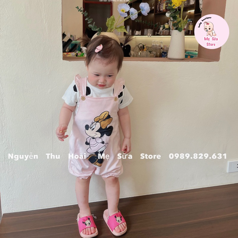 Set yếm Mickey kèm áo hiệu Disney dư xịn cho bé