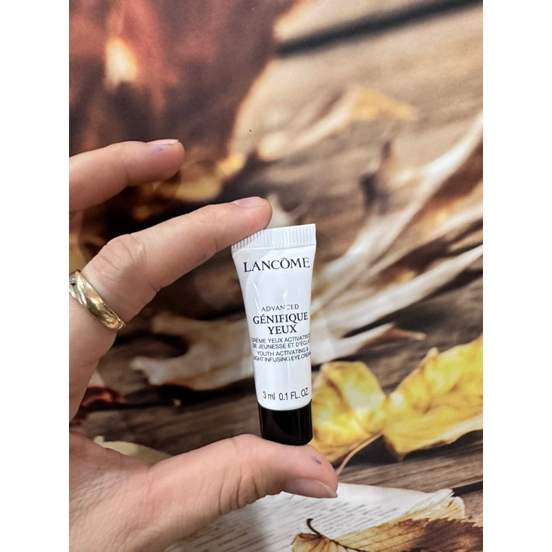 Set dưỡng da minisize nhà Lancome.