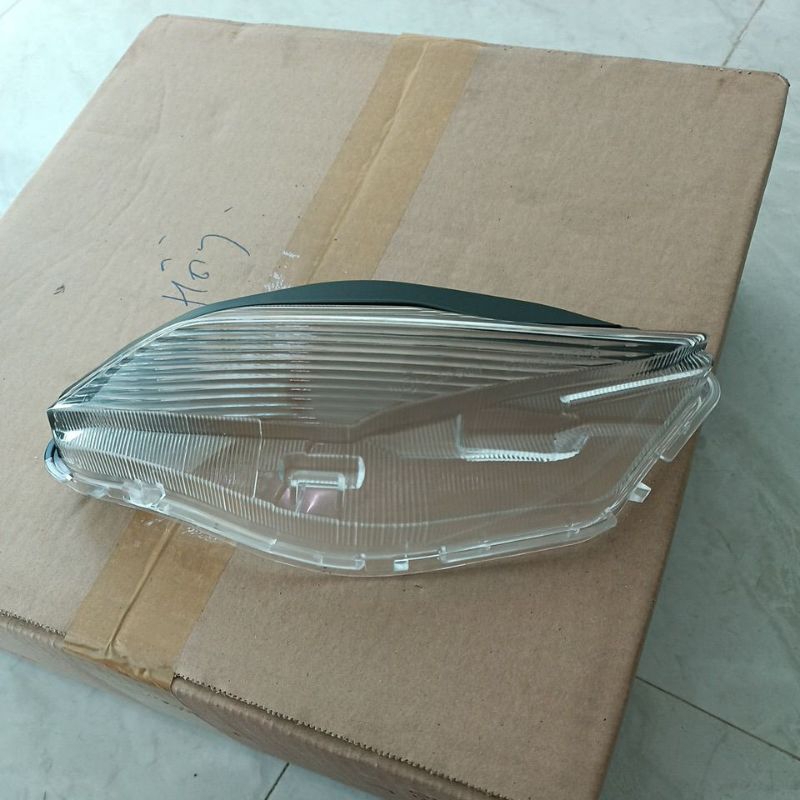 kính xin nhan phải Sh 125 và 150 lắp cho đời 2020đến 2023 zin Honda