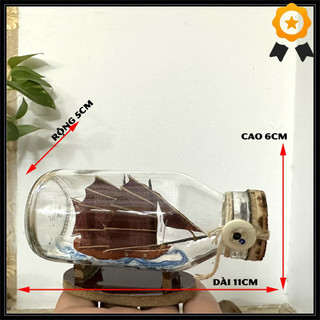 Mô hình thuyền gỗ Hạ Long Việt Nam trang trí trong chai thủy tinh - Quà tặng mỹ nghệ độc đáo - Chai dài 11cm