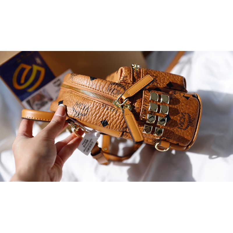 Balo nữ hàng nét căng EmCM fullbox nguyên seal bill da đanh dày đẹp xinh W20