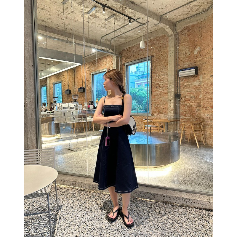 Đầm hai dây Julii