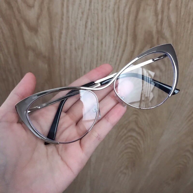 Kính Mắt Mèo Gọng Kim Loại Titan Siêu Sang + Túi Đựng