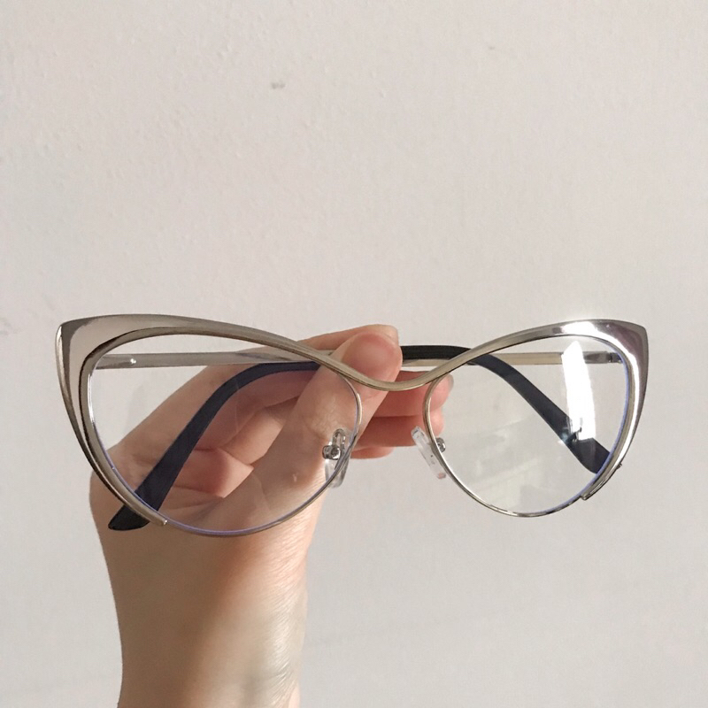 Kính Mắt Mèo Gọng Kim Loại Titan Siêu Sang + Túi Đựng