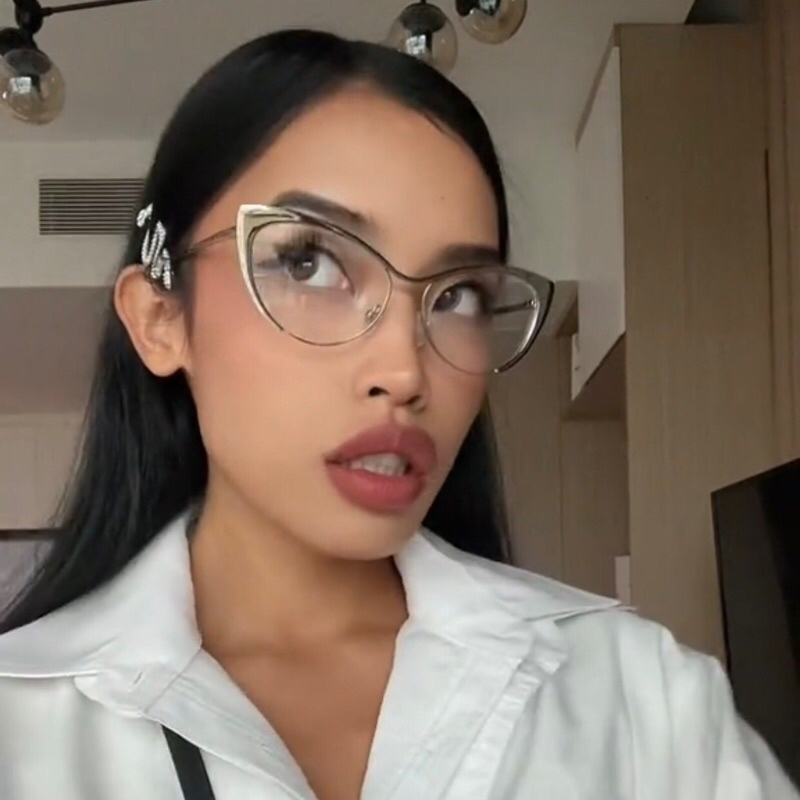 Kính Mắt Mèo Gọng Kim Loại Titan Siêu Sang + Túi Đựng