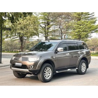 Bộ vè che mưa cửa Pajero Sport KH4W Màu đen
