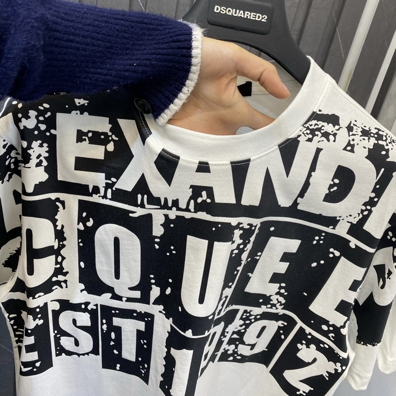 Áo phông nam nữ Premium Cotton in chữ xếp ô MCQ 1992 đen trắng nửa áo hàng cao cấp. Áo Thun Nam Nữ Unisex Form Rộng | BigBuy360 - bigbuy360.vn