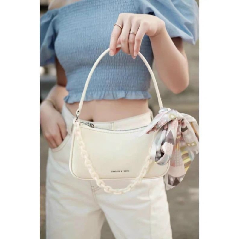 TÚI CHARLES & KEITH KHĂN LỤA