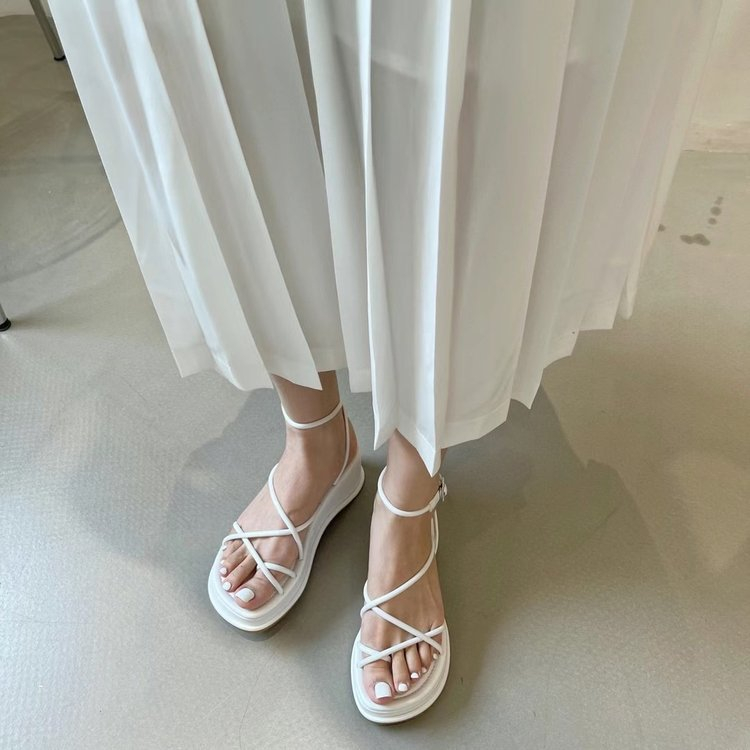 Giày sandal nữ chiến binh Mirana Buckled xỏ ngón quai mảnh đế bằng bánh mì 5p bAimée & bAmor - MS3040