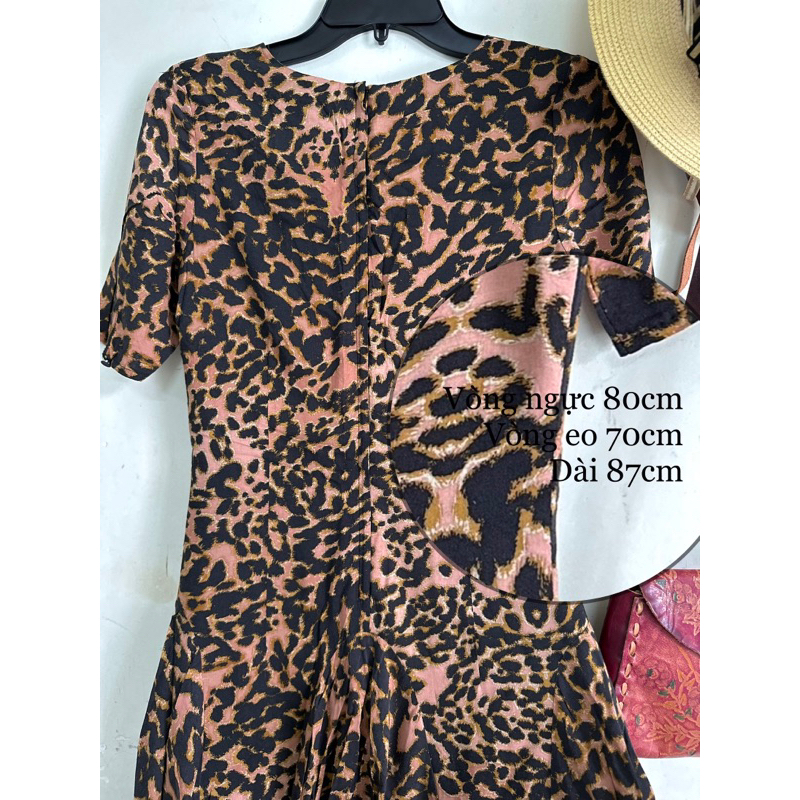 } Đầm H&M hoa xanh- size 2