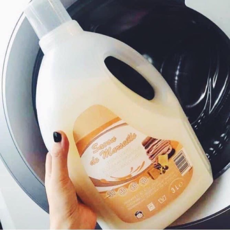 Nước giặt quần áo mùi nhẹ nhàng của Pháp Savon De Marseille chai to đùng 3L