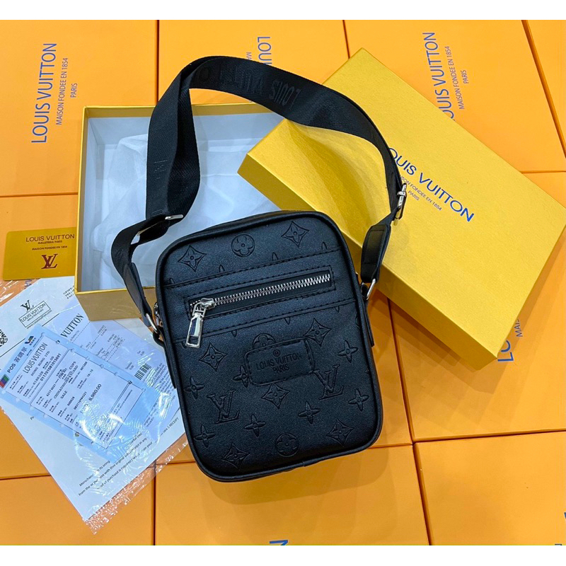 Túi đeo chéo Lv nam nữ Fullbox hộp giấy thẻ , chất liệu da pu