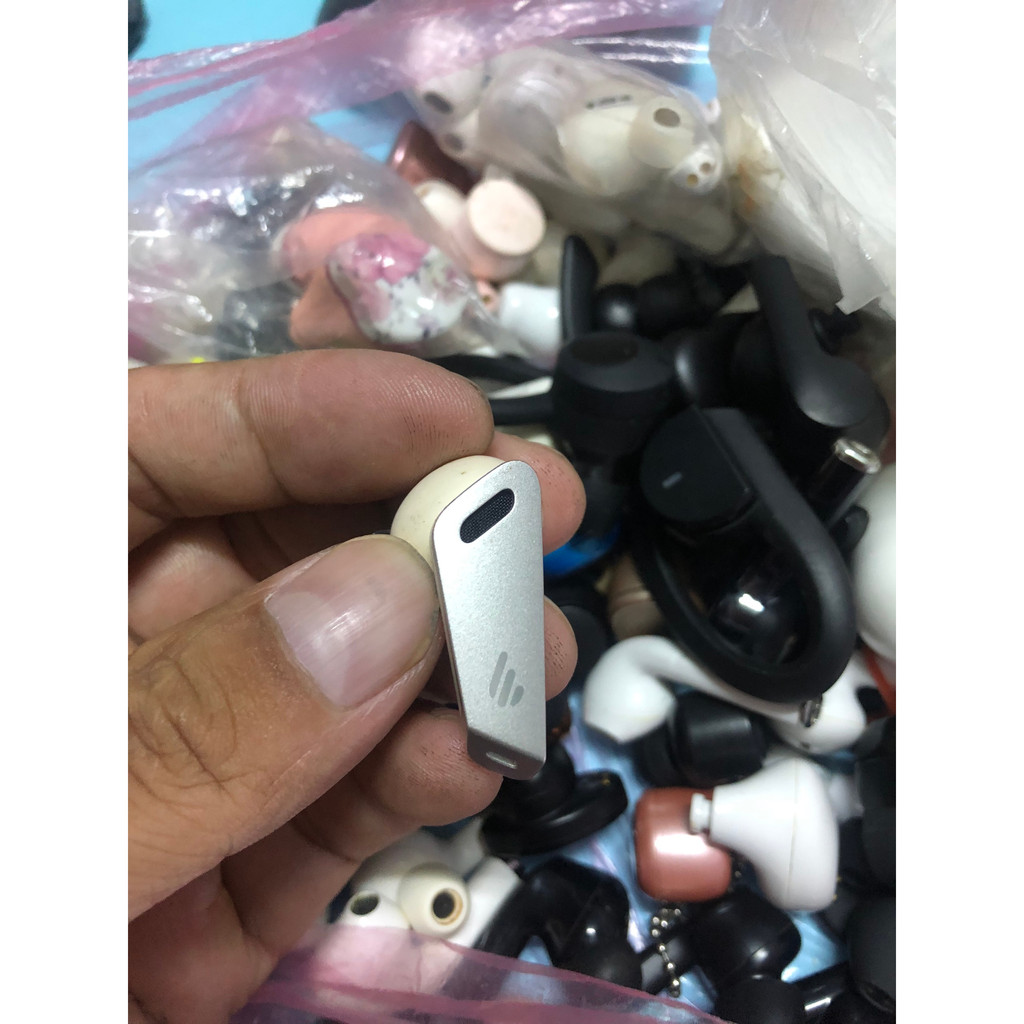Tai nghe bluetooth lẻ cho anh em nghiên cứu sinh