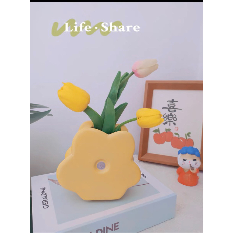 Bình hoa bằng sứ hình cây hoa để bàn phong cách Hàn Quốc