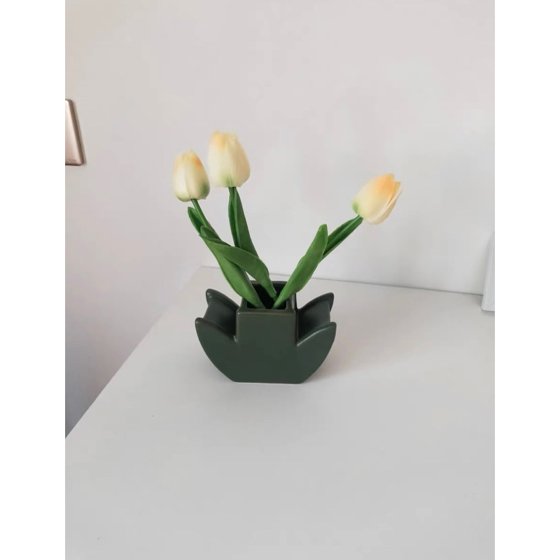 Bình hoa bằng sứ hình cây hoa để bàn phong cách Hàn Quốc