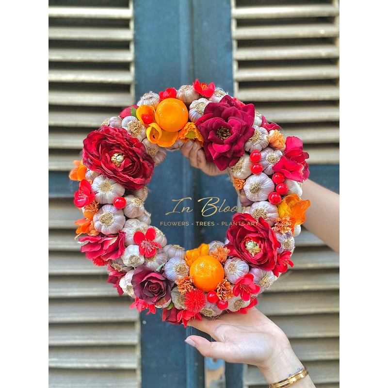 Vòng bông tỏi kết hợp hoa khô xua đuổi tà cho trẻ con đủ các màu