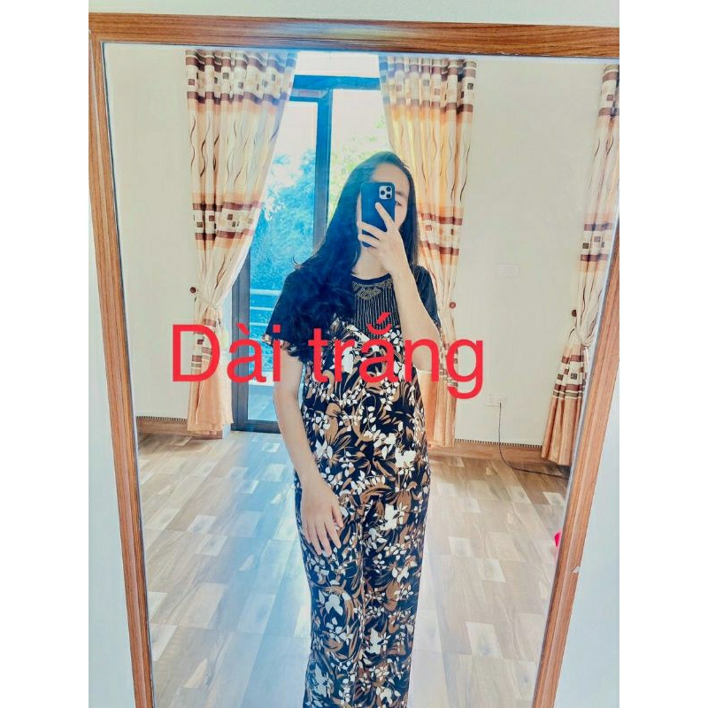 Bộ trung niên đính đá