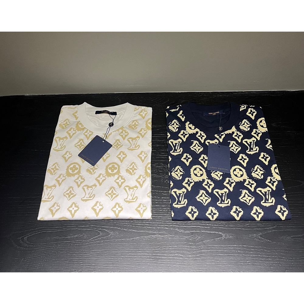 Áo T-shirt Louis Vuitton họa tiết monogram LA on web
