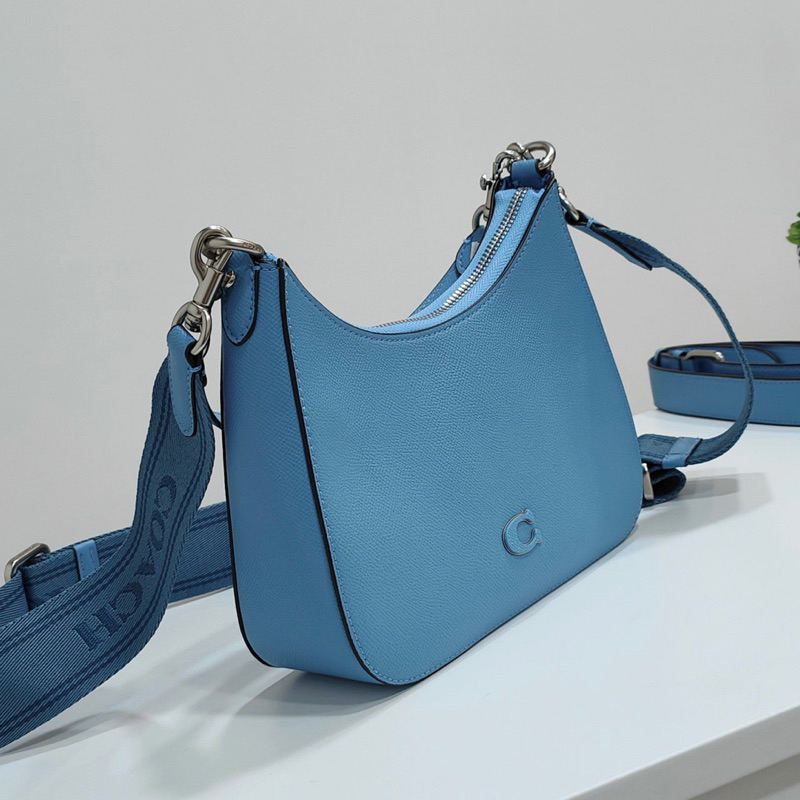 Túi đeo vai Coach Hobo mẫu mới siêu đẹp