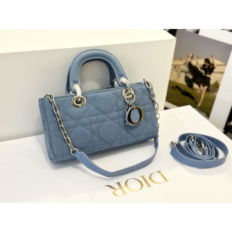 Túi xách nữ LADY Blue da bò denim sz26cm bản 2 quai đẹp dã man fullbox hãng