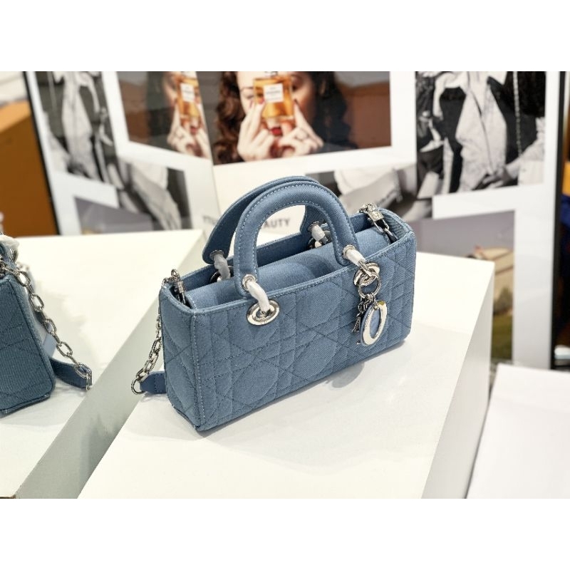 Túi xách nữ LADY Blue da bò denim sz26cm bản 2 quai đẹp dã man fullbox hãng