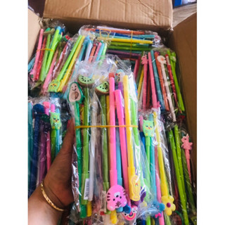 combo 100 bút mực (có mực xanh , tím và đen )