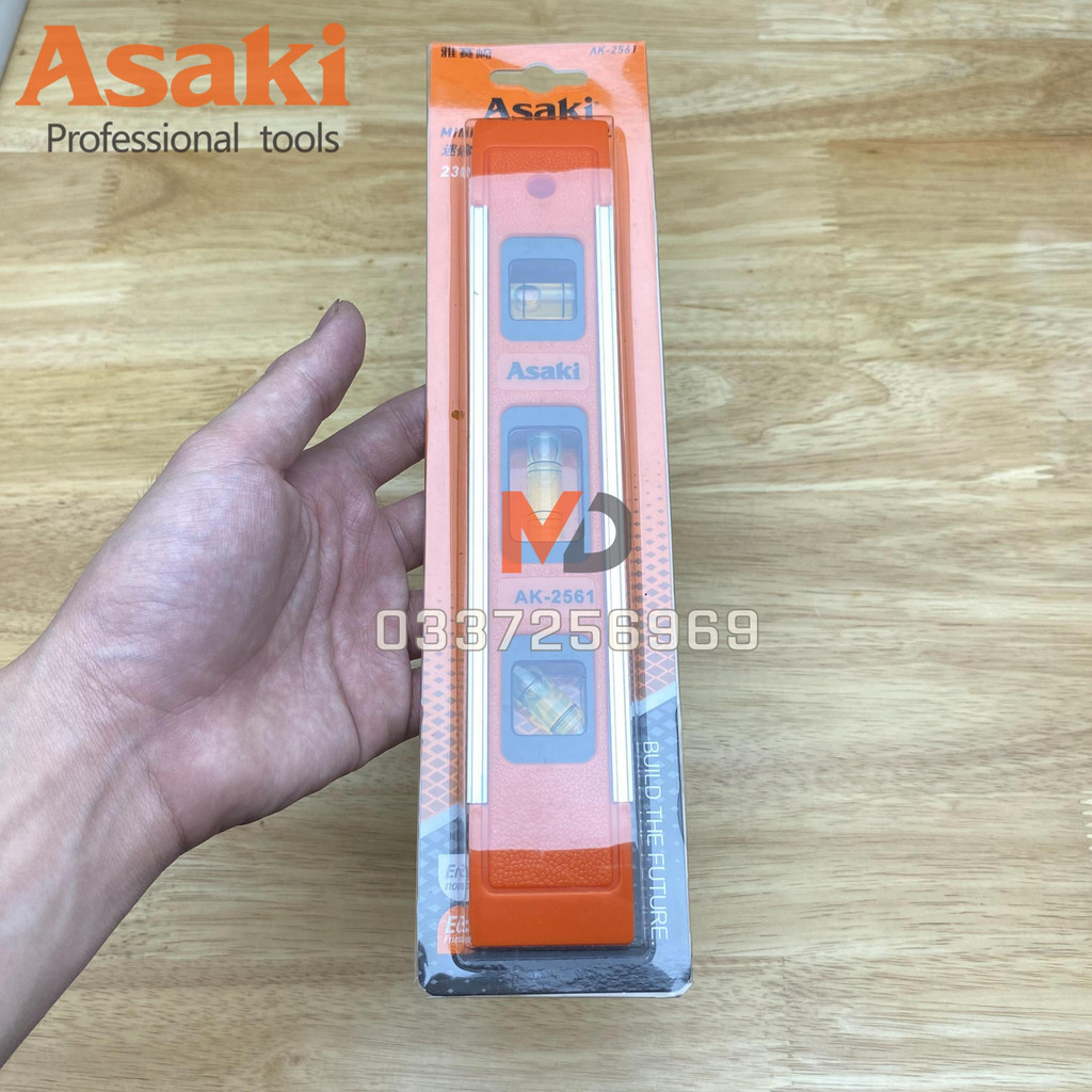 Thước thủy nivo mini hãng Asaki có nam châm dài 225mm, ống nước nivo đo góc nghiêng, livo điều chỉnh độ cân bằng