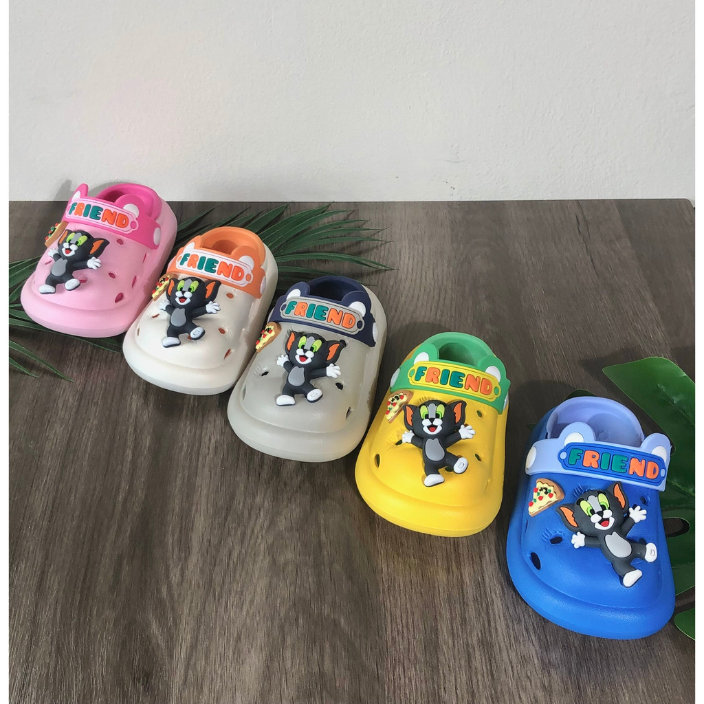 Dép sục cho bé gắn sticker TOM,Jerrry chất liệu nhựa EVA siêu nhẹ đế có thể tháo rời để vệ sinh cho bé trai bé gái (A05)