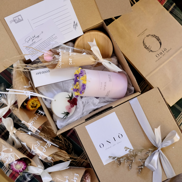 Qùa tặng sinh nhật, Gift set quà tặng người thân, bạn bè, Handmade by Oniõ, PHẦN 2, Hộp quà tặng 20x18x8cm