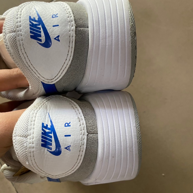 Giày chính hãng đã qua sử dụng